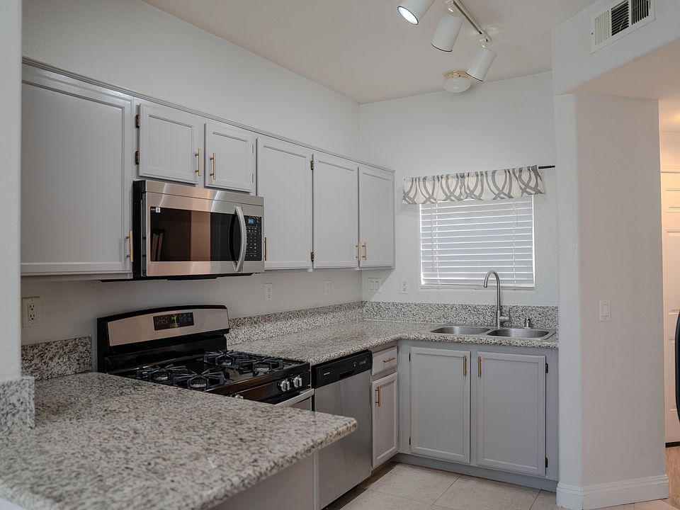 1st image of 1050 E Cactus Ave Unit 1123