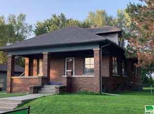 318 W 4th St, Ponca, NE 68770