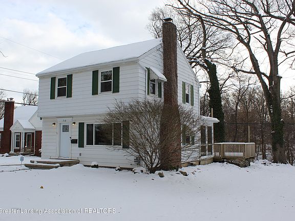 2nd image of 710 S Dexter Dr