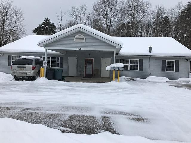 1st image of 106 Green Oaks Dr APT D