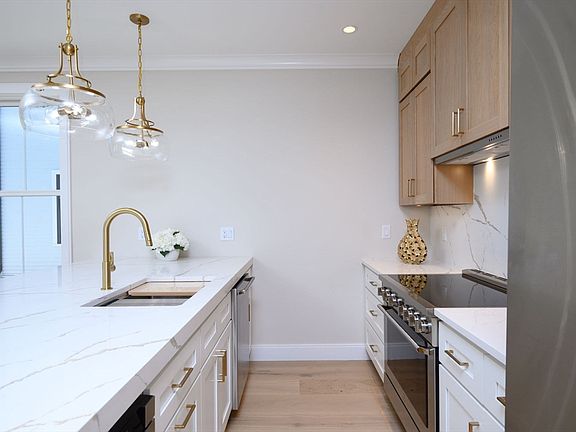 2nd image of 45 Chickatawbut St #2