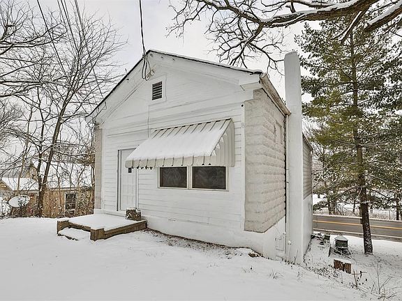 2nd image of 218 Chidlaw Ave