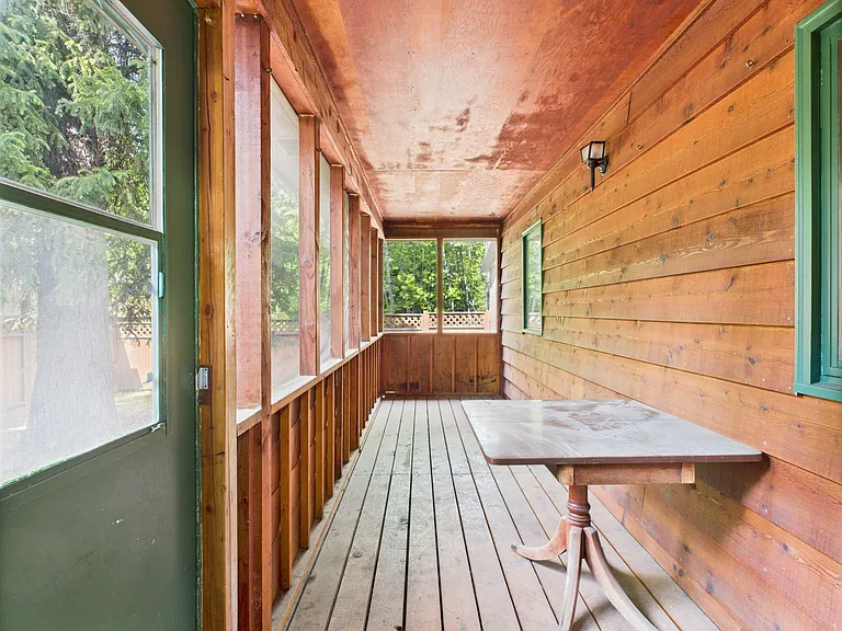 109 Cary Ave — Photo 20