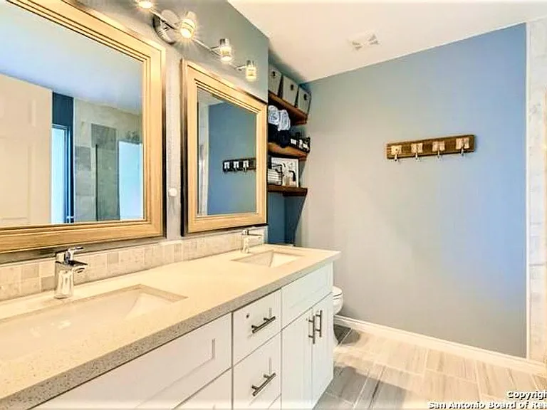 3922 Regal Rd — Photo 8