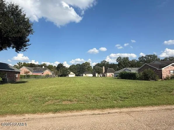 Cinnamon Ln, Opelousas, LA 70570