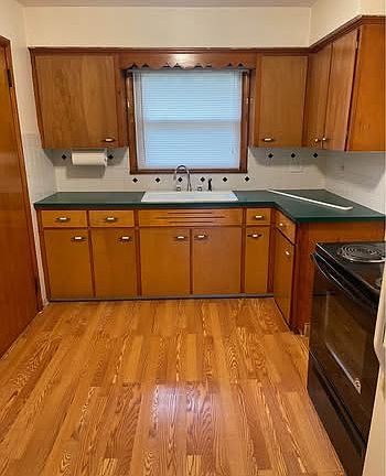 4th image of 610 Kieffer St #610
