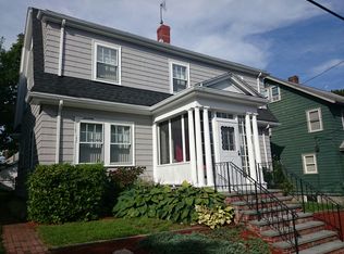 236 Manthorne Rd, West Roxbury, MA 02132