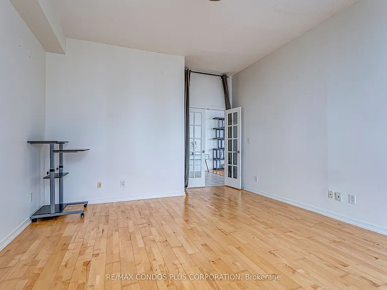 65 Bremner Blvd #5303 — Photo 22