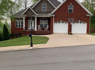 411 Kailors Cove Cir, Ringgold, GA 30736