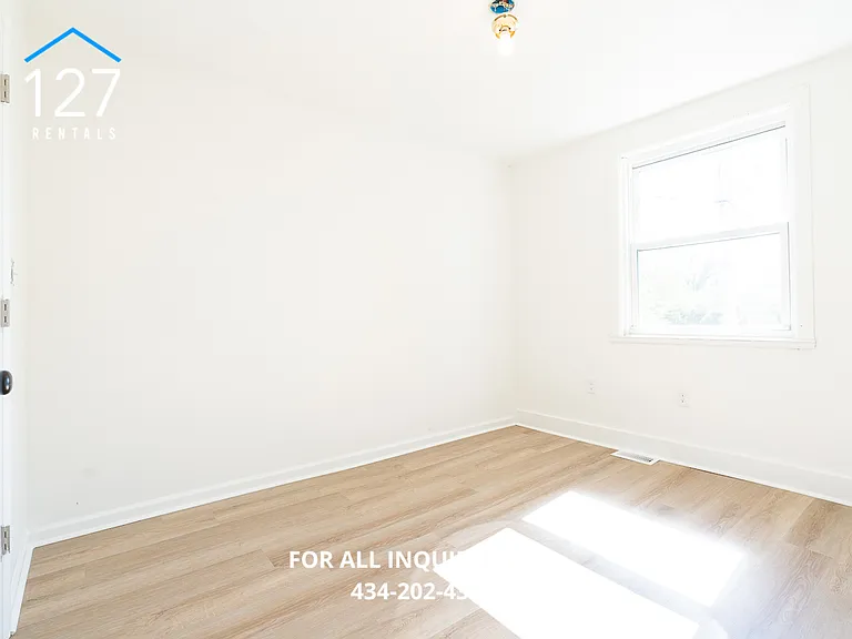 391 Main St #B — Photo 11