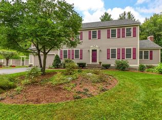 4 Magnolia Dr, Westford, MA 01886