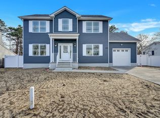 1316 Commonwealth Blvd, Toms River, NJ 08757