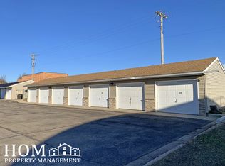 202 W Humphrey St, Lake Crystal, MN 56055