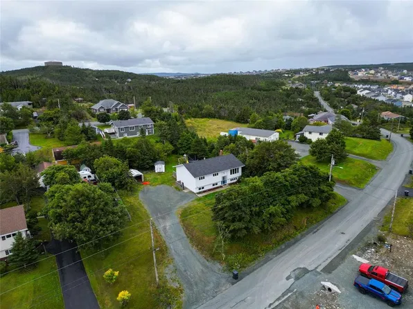 94 Deborah Lynn Heights, Paradise, NL A1L3E6