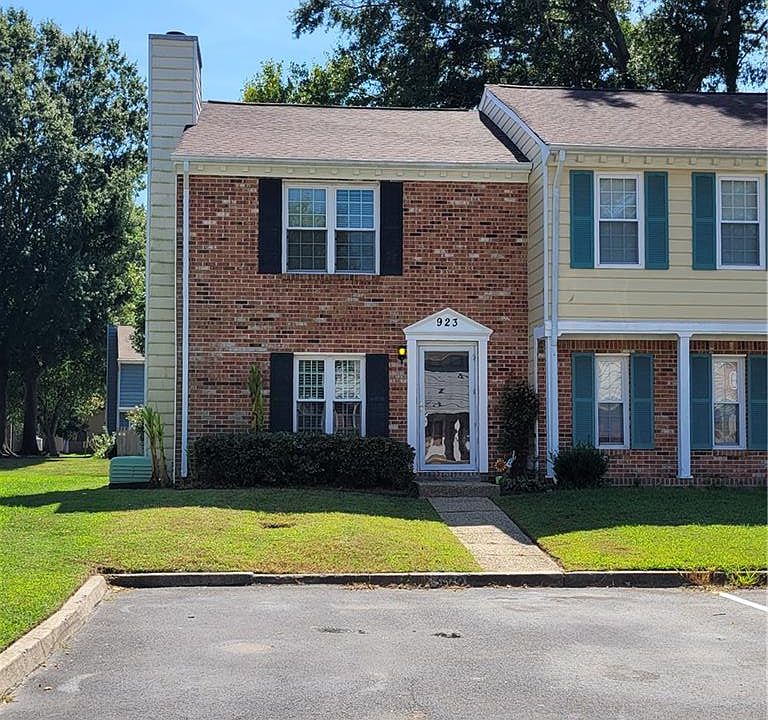 1st image of 923 Ketch Ct