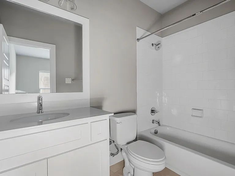 2733 Merrimac St #104 — Photo 17