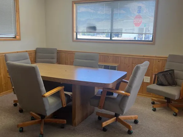 904 E St, Hawthorne, NV 89415