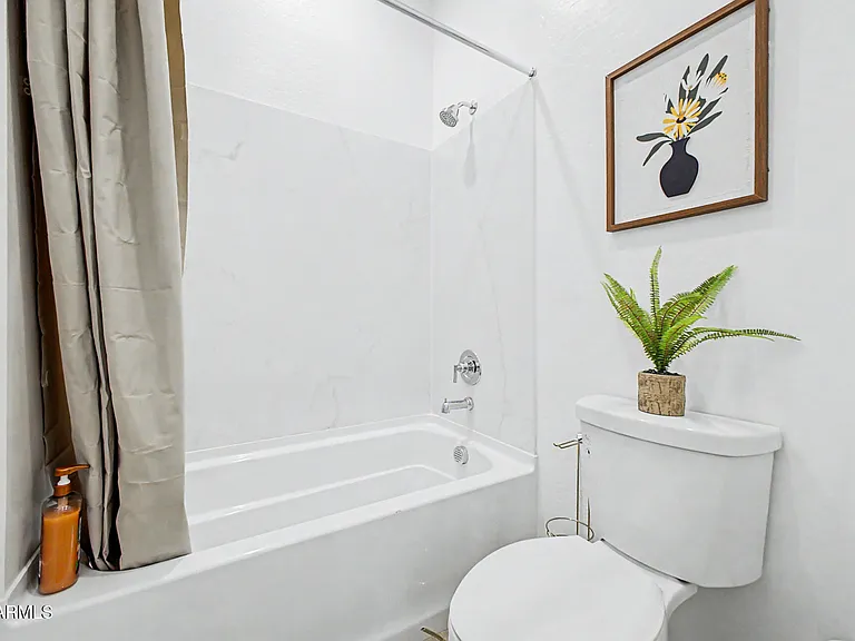 9623 W Flower St — Photo 28