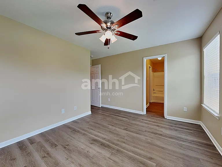 4530 Nueces River Loop — Photo 10