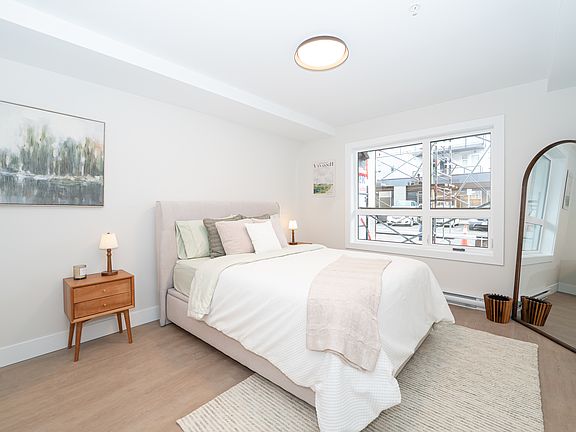 5th image of 833 Hockley Ave #1477023