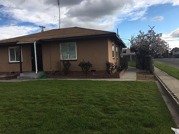 2nd image of 1049 W Shields Ave