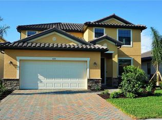 4232 Raffia Palm Cir, Naples, FL 34119
