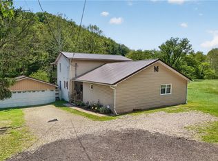 201 Main St, New Freeport, PA 15352