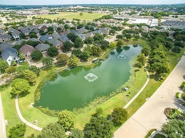 40 Emerald Pond Dr — Photo 30