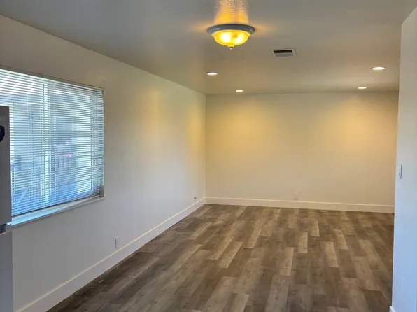 931-933 935 Padre #28-937-30, Salinas, CA 93901