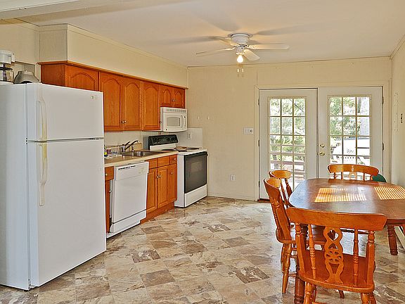 2nd image of 7403 Long Beach Blvd