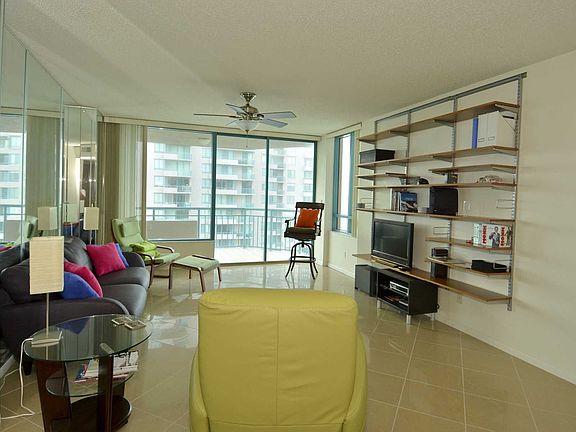 4th image of 1520 Gulf Blvd APT 1405