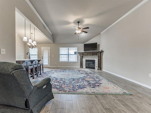 5th image of 18229 Groveton Blvd