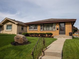4047 N 87th St, Milwaukee, WI 53222