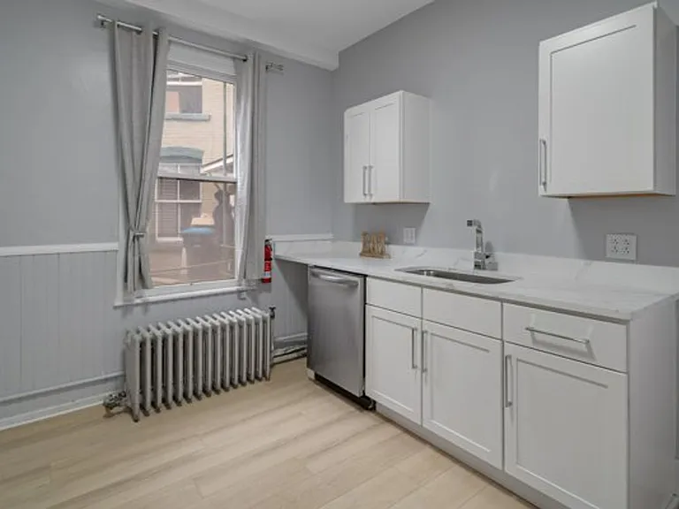 Quarry St. Apartments — Photo 159