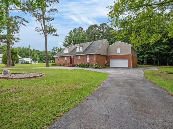 3733 Old Mill Rd, Suffolk, VA 23434