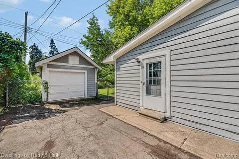 1 bed, 700 sqft, $1,100 — Photo 2