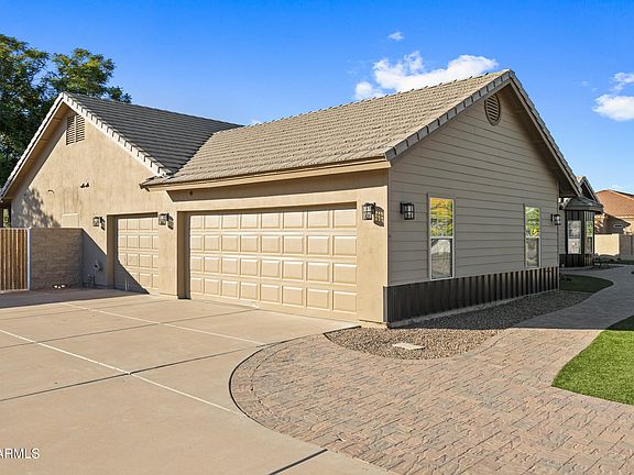 5th image of 20975 E EXCELSIOR Avenue