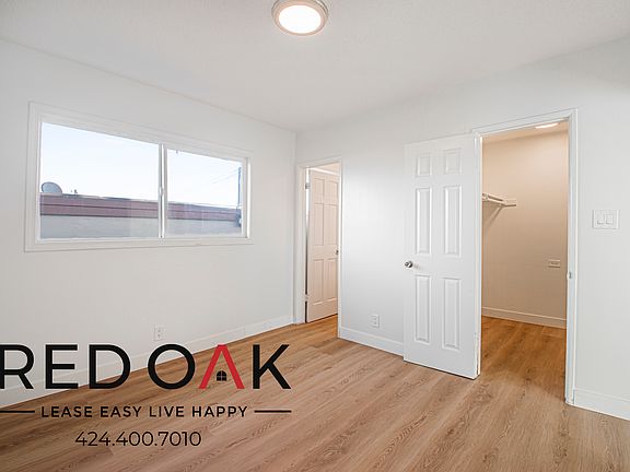 2nd image of 1115 W 111th St #5