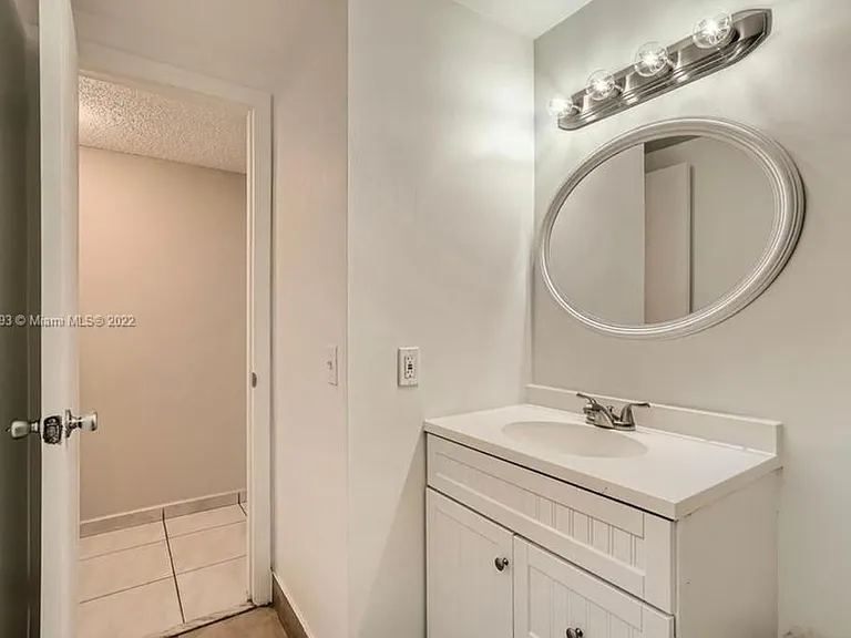 8015 SW 107th Ave #122 — Photo 14