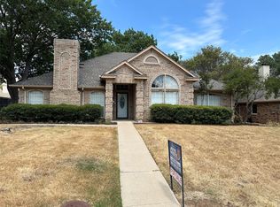 1407 Stratford Ln, Denton, TX 76209