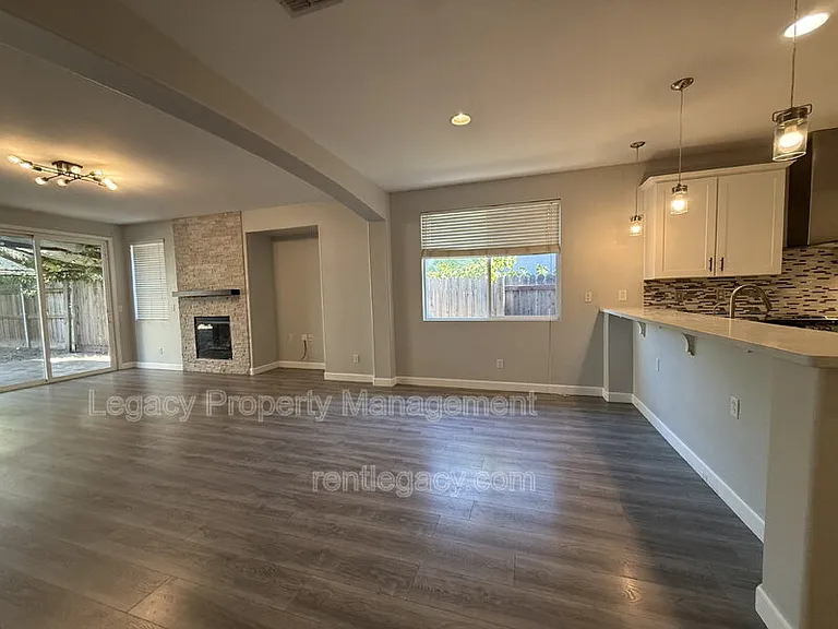 3108 Tintorera Way — Photo 8