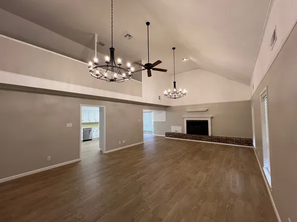 9240 & 9250 Lockhart Rd, Denham Springs, LA 70726