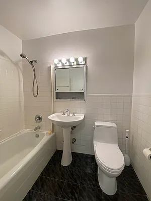 Rented by S&S Ocean Bay Properties | media 27