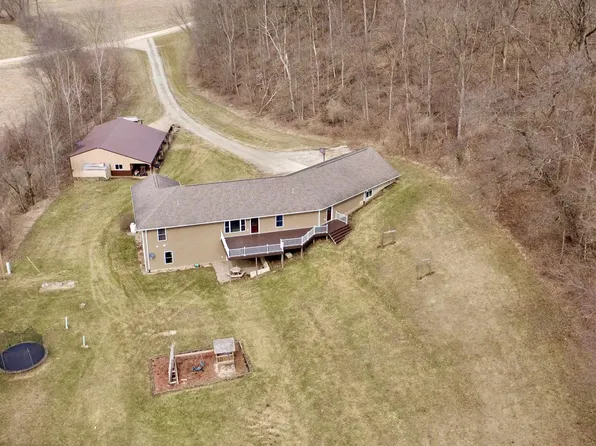 9859 Spring Road, Mount Hope, WI 53816