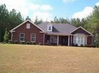 49 Spratlin Ponds Dr, Hull, GA 30646