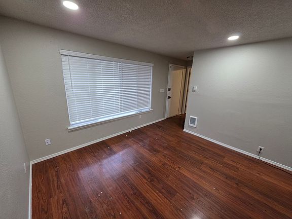 5th image of 17416-17418 8th Avenue Ct E #17418