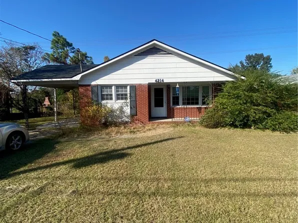 4214 Knollwood Dr, Fayetteville, NC 28304