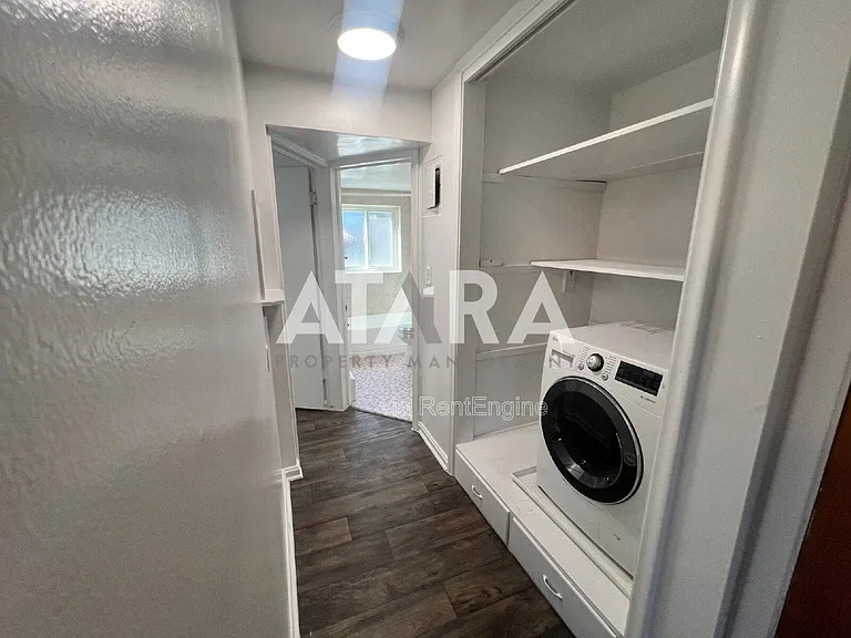 177 W 300 N #7 — Photo 10