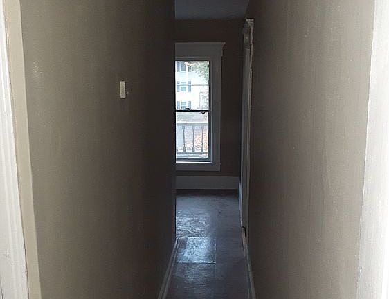 4th image of 4 Rickard St