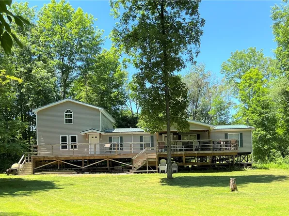 219 Halfway Rd, Jamestown, PA 16134